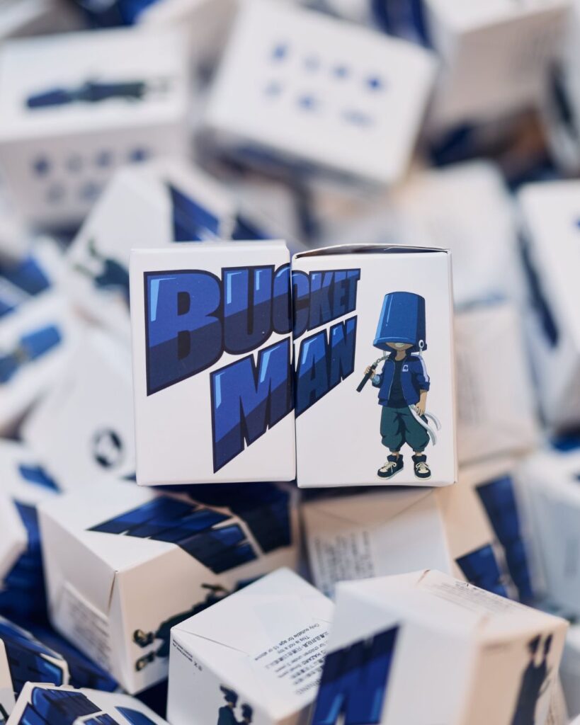 BUCKET MAN x RED A迷你版限定禮品